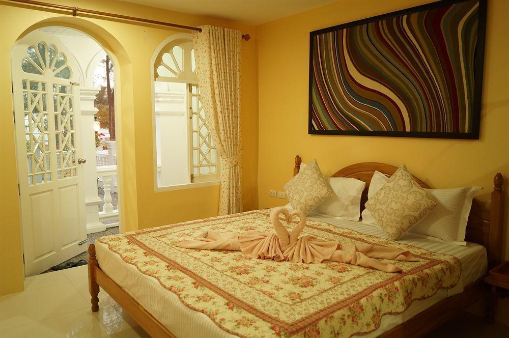 Patong Marina Hotel By Lofty Exterior photo